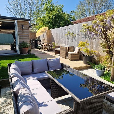 The Hideaway - Luxury Townhouse Villa Wareham Eksteriør bilde